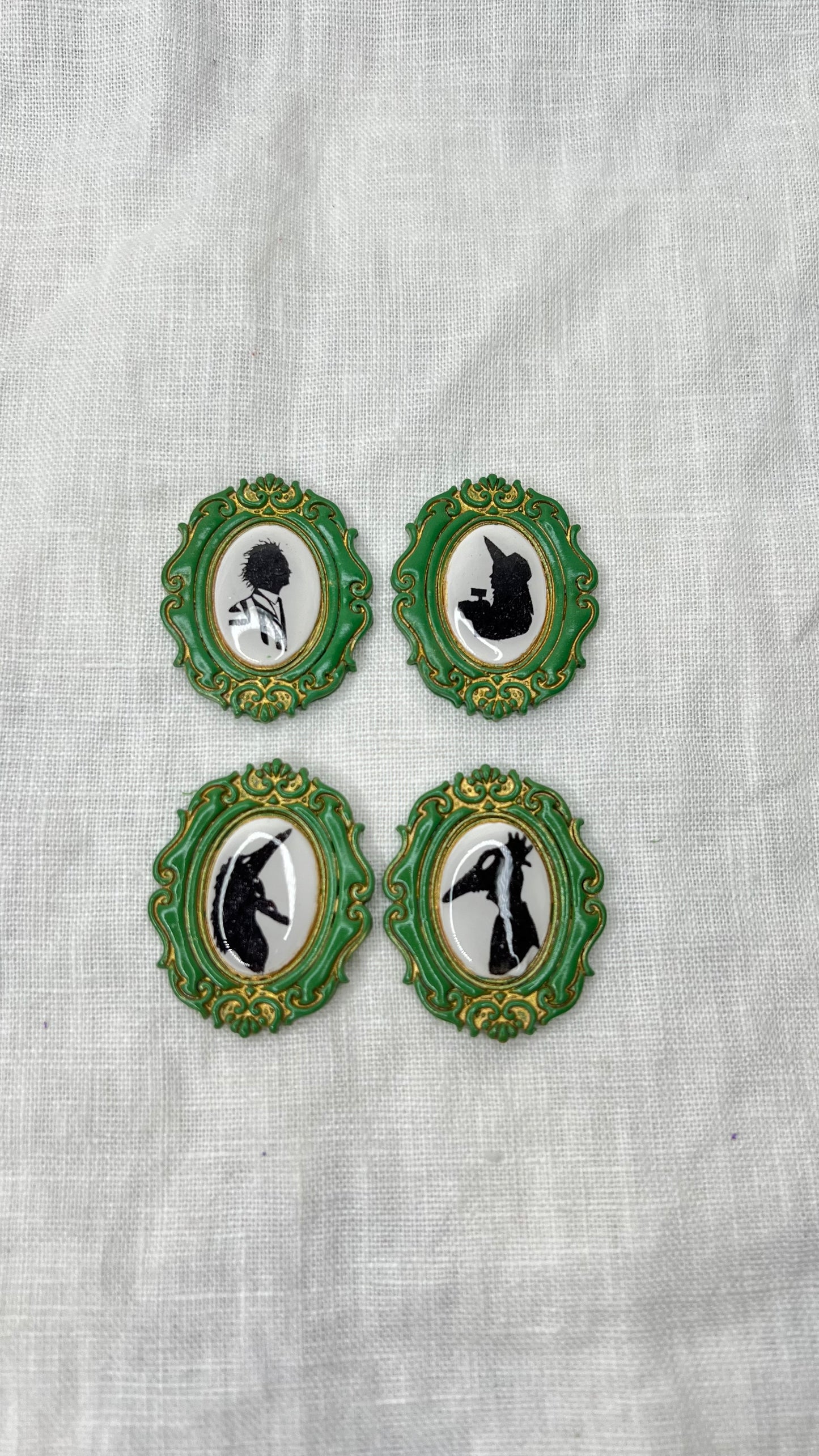 Smaller beetlejuice cameo frame