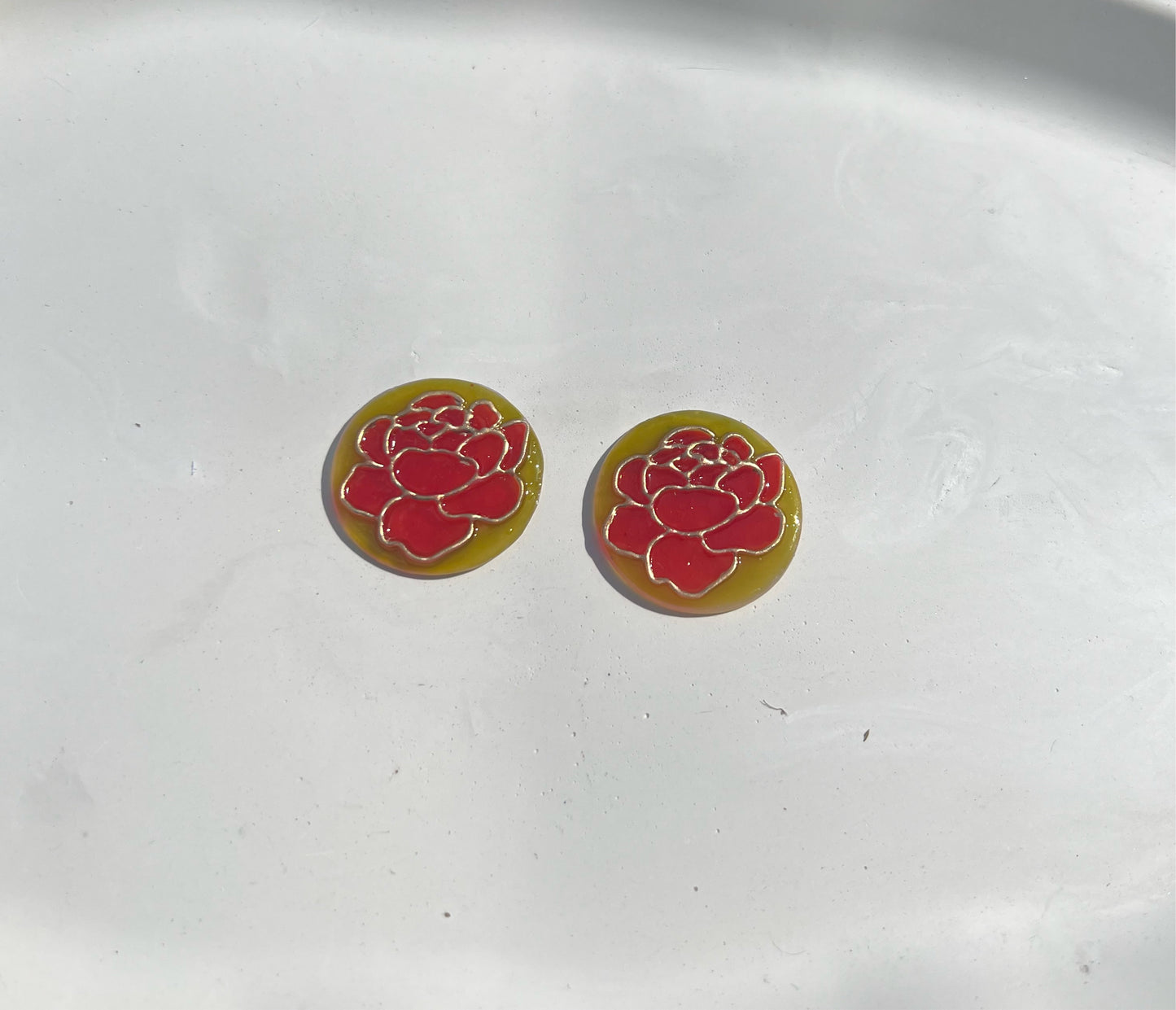 Small flower stud