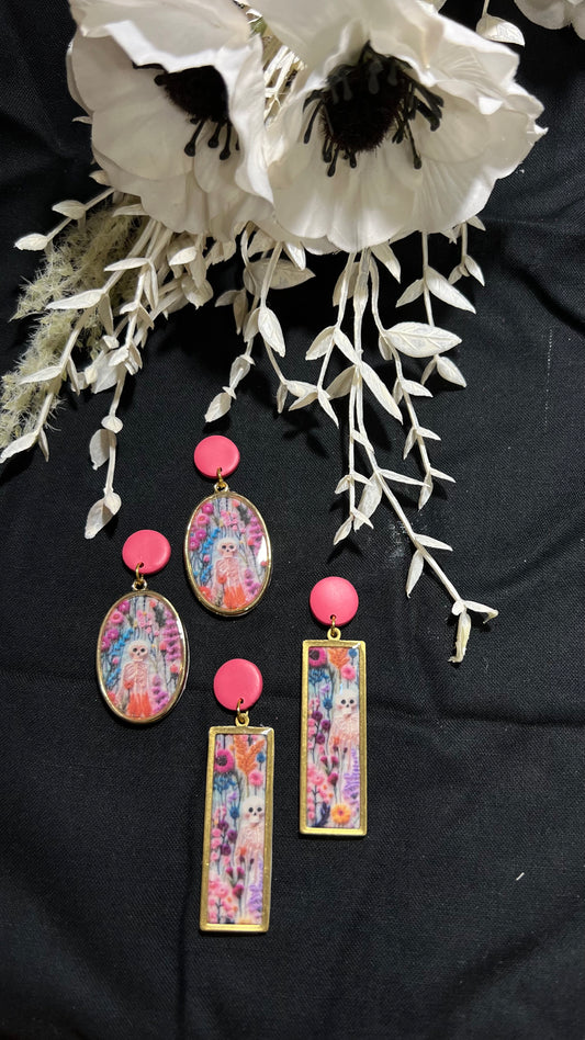 Skeleton dangles