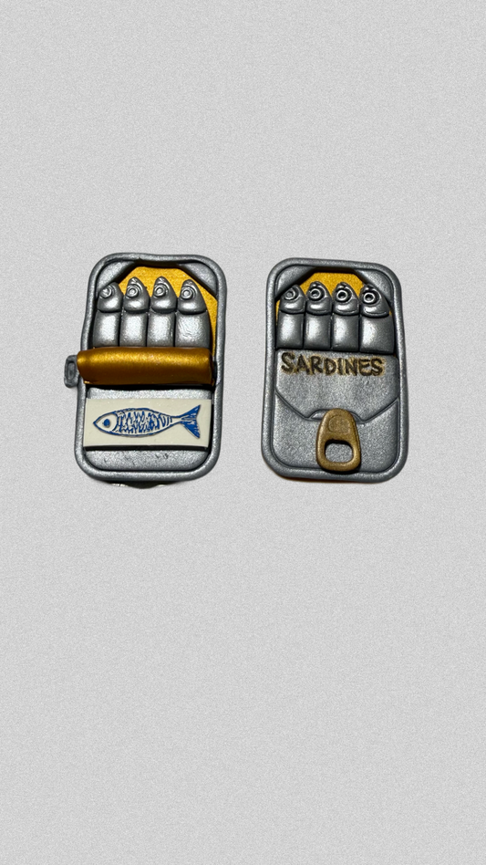 Sardine can magnet