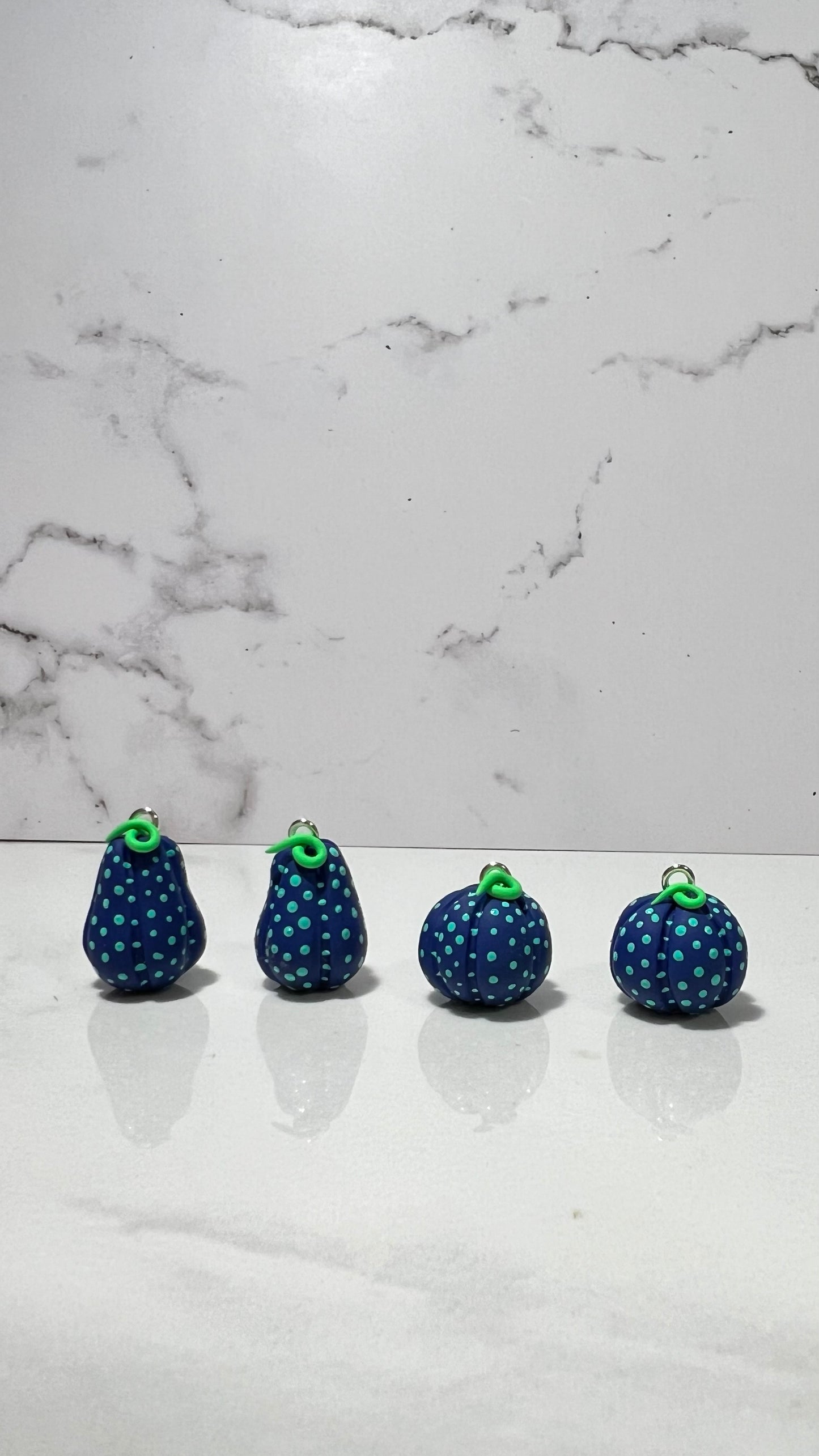 Yayoi Kusama pumpkin hoops