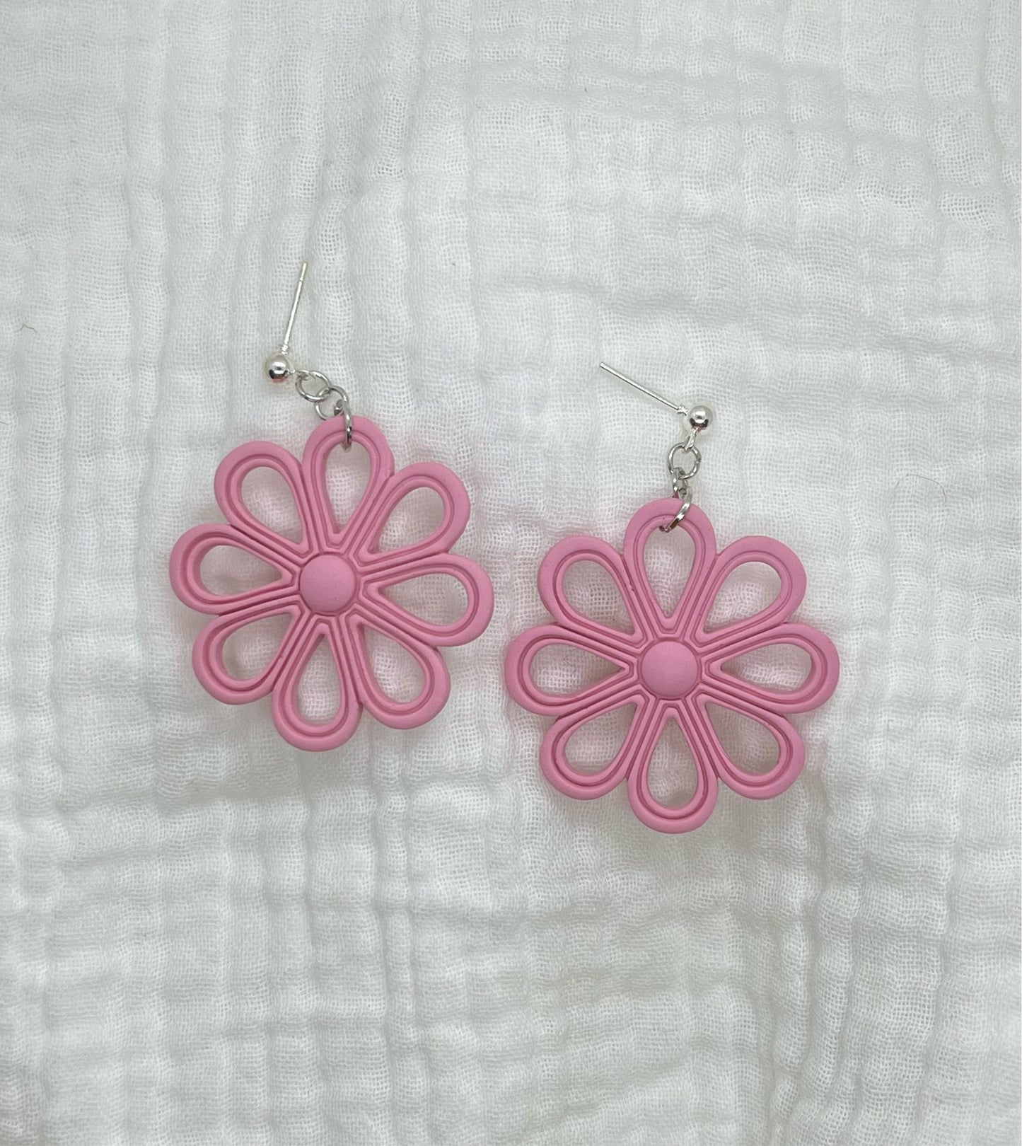 Cutout flower