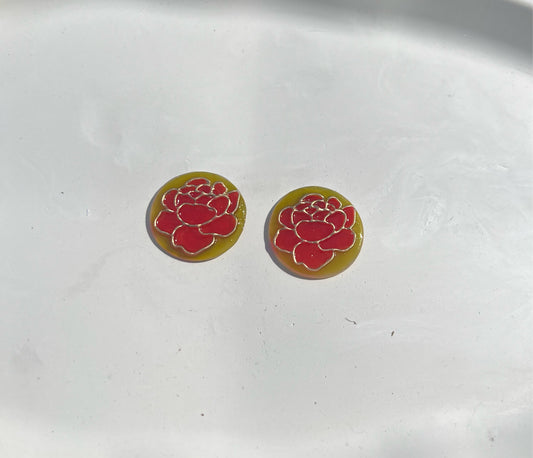 Small flower stud