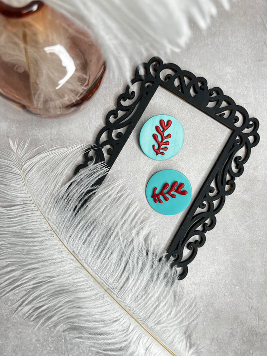Red coral stud