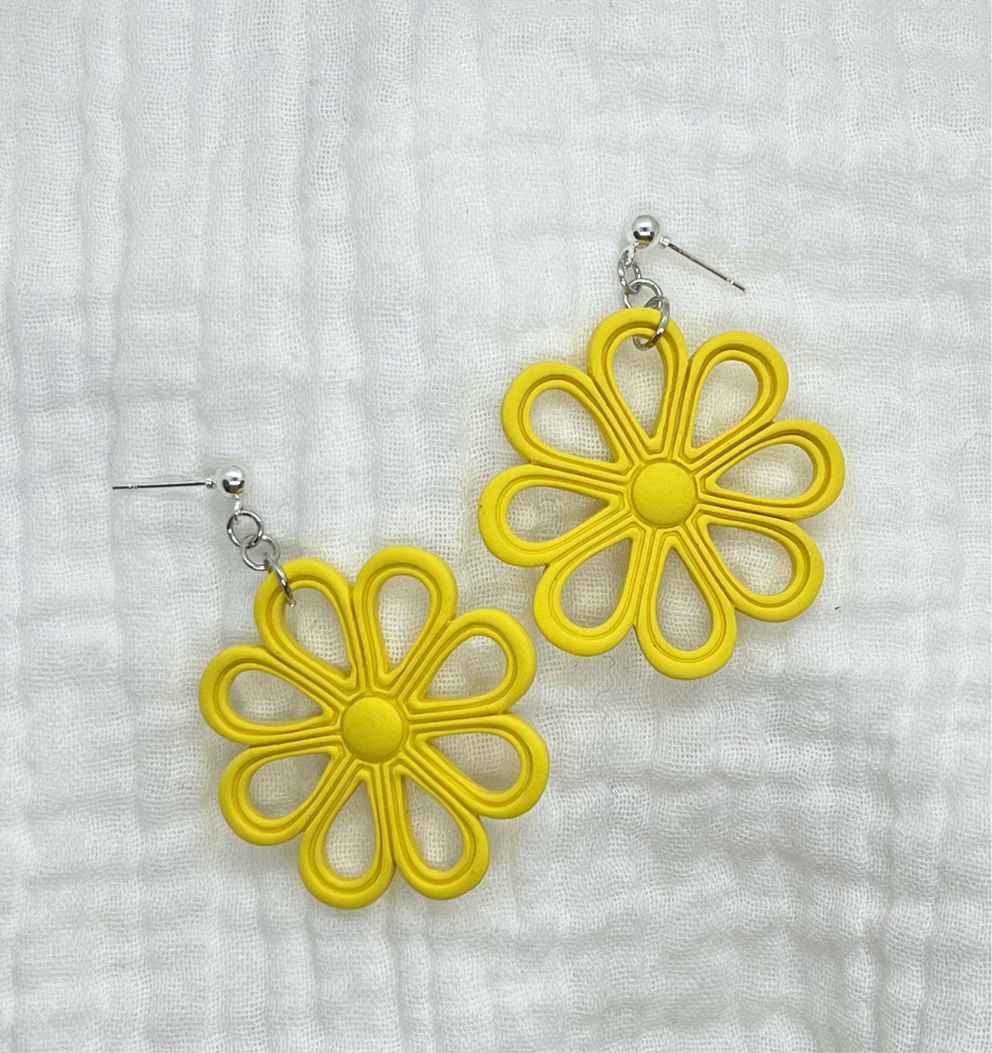 Cutout flower