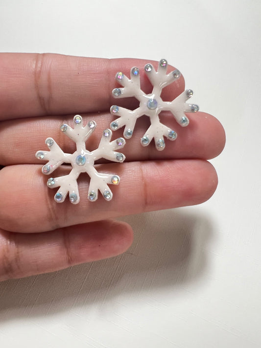 Snowflake stud
